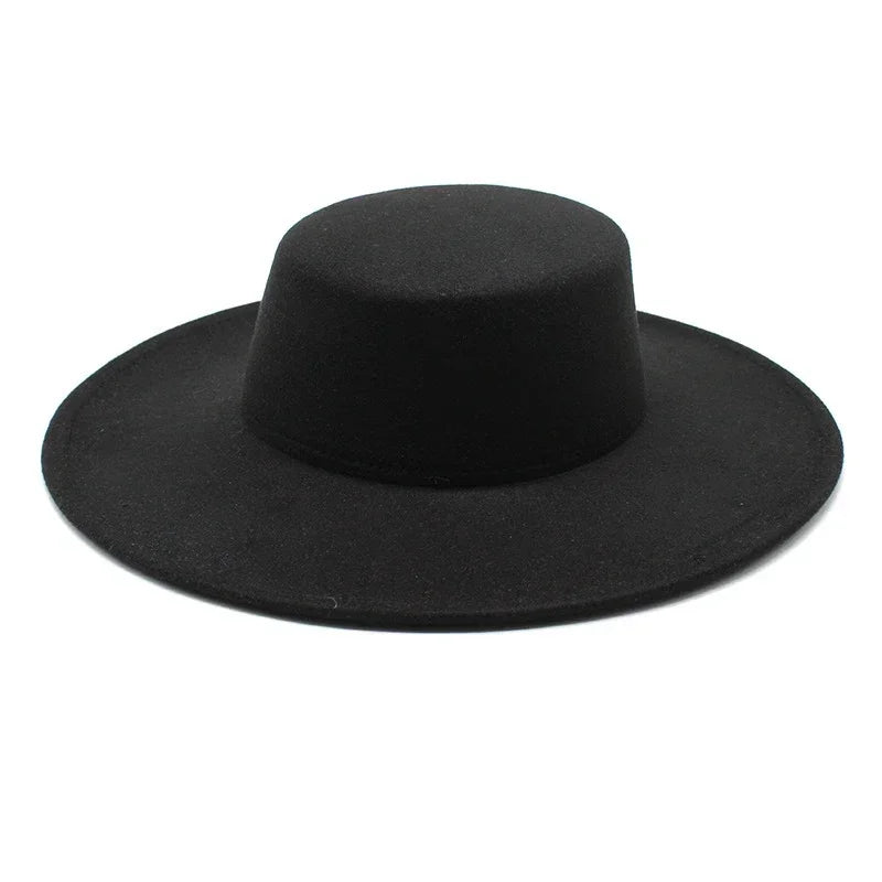 Chapeau Plat Élégant