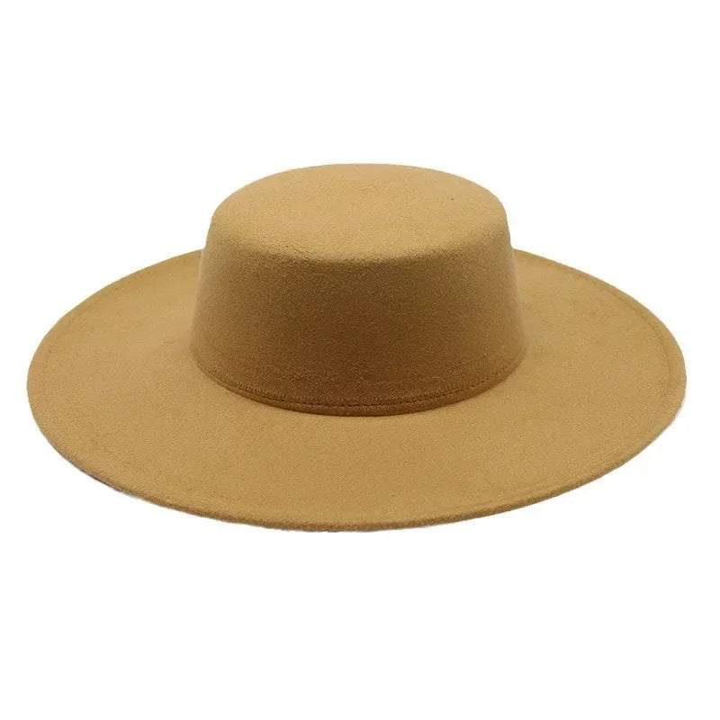 Chapeau Plat Élégant